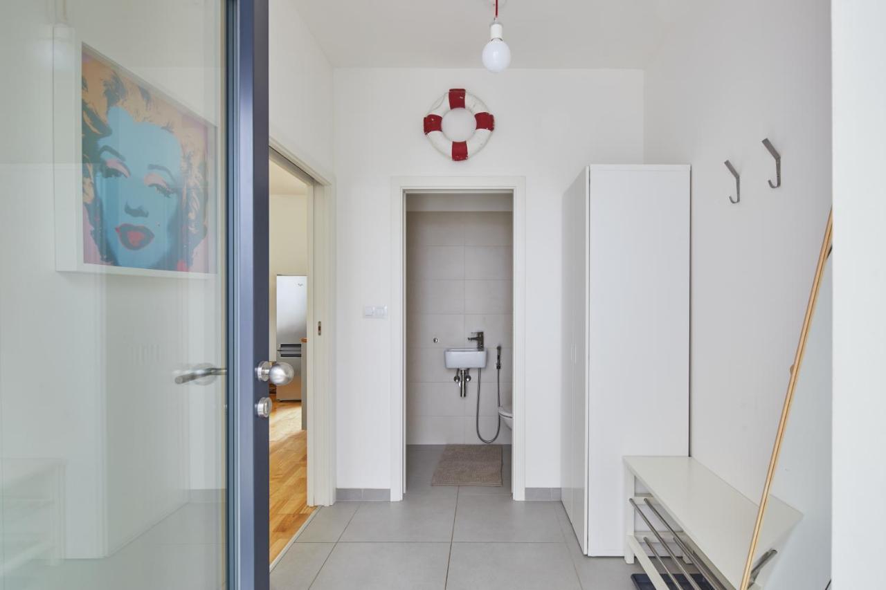 Prague Days - Apt W 2Bdr - 3 Balconies - Garage - Next To Park Exteriör bild